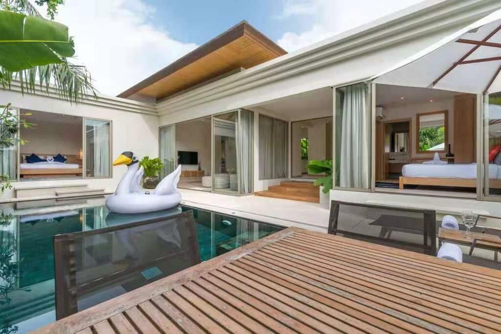 विला Trichada Tropical Bang Tao Beach (Phuket)